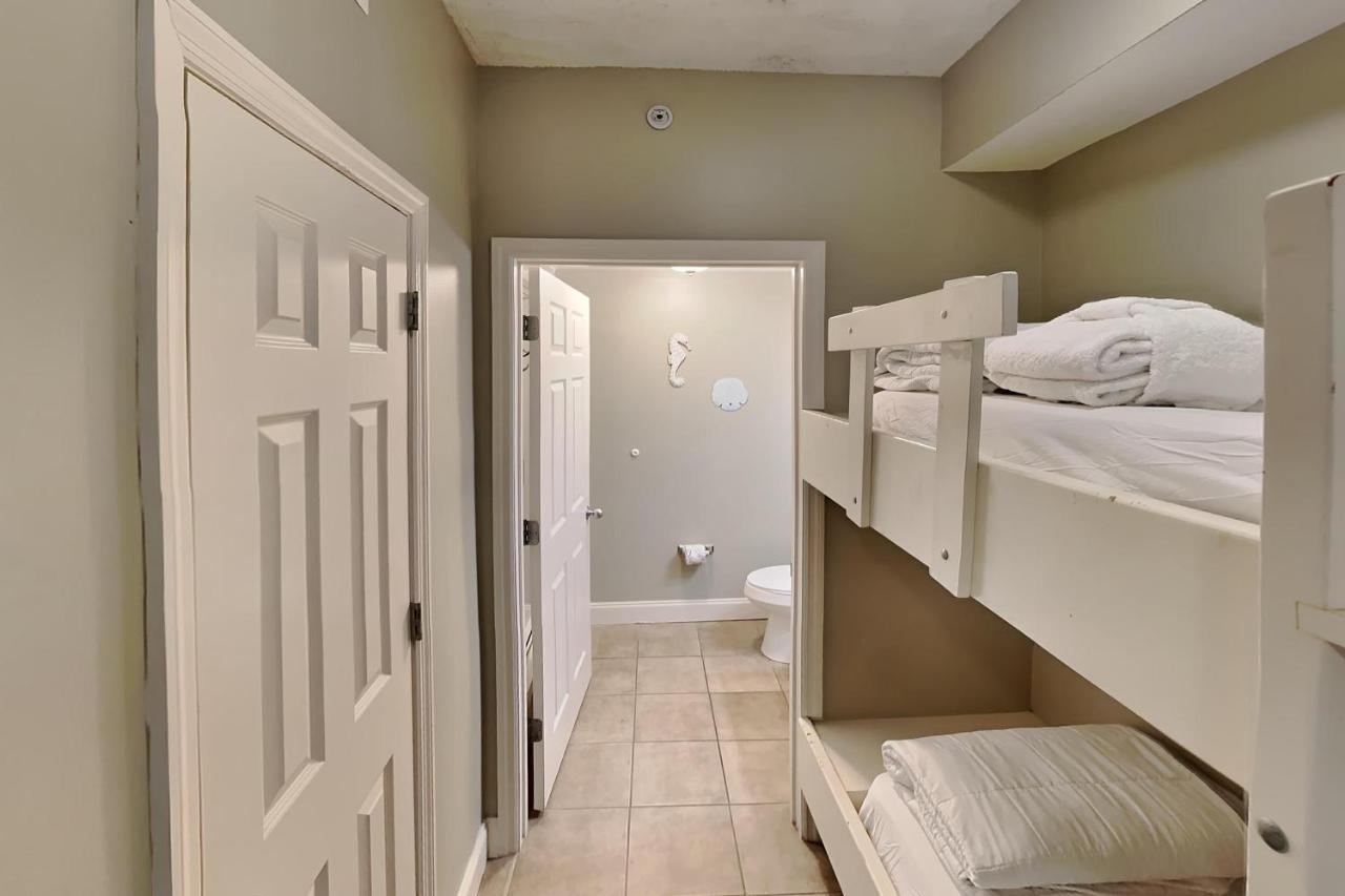 Majestic Towers I 1608 Apartment *